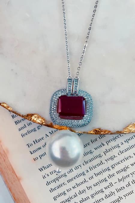 Prerto Red Dazzel Pearl Drop Necklace 