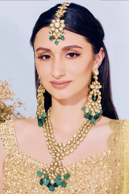 Shop PRERTO Green Faiza Stone Studded Long Pendant Necklace at Aza Fashions Shop_PRERTO_Green Faiza Stone Studded Long Pendant Necklace_at_Aza_Fashions