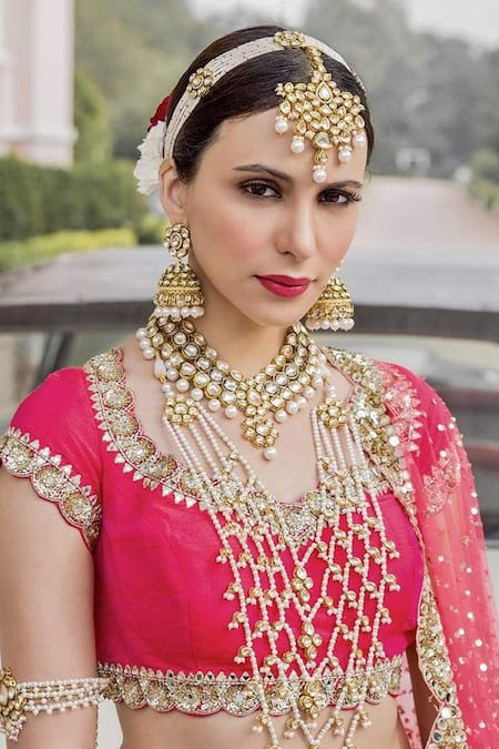 PRERTO Gold Plated Sahar Stone Embellished Choker Necklace Online at Aza Fashions PRERTO_Gold Plated Sahar Stone Embellished Choker Necklace _Online_at_Aza_Fashions
