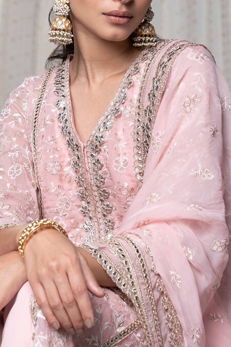 Mulmul Pink Pure Mulmul Embroidery Floral V Neck Sawariya Thread Kurta Set at Aza Fashions Mulmul_Pink Pure Mulmul Embroidery Floral V Neck Sawariya Thread Kurta Set _at_Aza_Fashions