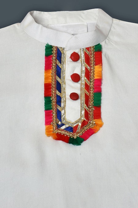 Buy_Petite Pomme_White Cotton Embroidery Kurta And Pyjama Set _Online_at_Aza_Fashions