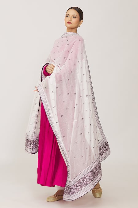 Naintara Bajaj White Chanderi Embroidery Geometric Phulkari Work Dupatta Online at Aza Fashions Naintara Bajaj_White Chanderi Embroidery Geometric Phulkari Work Dupatta_Online_at_Aza_Fashions