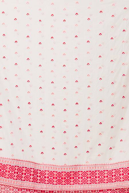 Shop Naintara Bajaj White Chanderi Embroidery Geometric Phulkari Work Dupatta Online at Aza Fashions Shop_Naintara Bajaj_White Chanderi Embroidery Geometric Phulkari Work Dupatta_Online_at_Aza_Fashions
