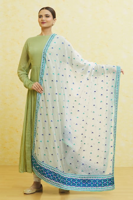 Naintara Bajaj White Chanderi Embroidery Geometric Pattern Phulkari Dupatta Online at Aza Fashions Naintara Bajaj_White Chanderi Embroidery Geometric Pattern Phulkari Dupatta_Online_at_Aza_Fashions