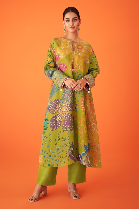 Taavare Green Tissue Organza Printed Floral Round Kurta With Pant