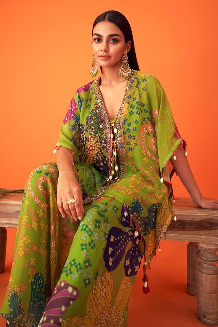 Shop Taavare Green Organza Tassels, Sequins Open Neck Flower Print Flared Kaftan Sharara Set at Aza Fashions Shop_Taavare_Green Organza Tassels, Sequins Open Neck Flower Print Flared Kaftan Sharara Set _at_Aza_Fashions