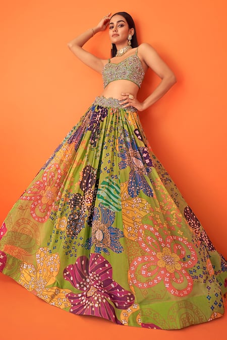 Shop Taavare Green Tissue, Organza Embroidery, Crystals V-neck Floral Bustier Lehenga Set at Aza Fashions Shop_Taavare_Green Tissue, Organza Embroidery, Crystals V-neck Floral Bustier Lehenga Set _at_Aza_Fashions
