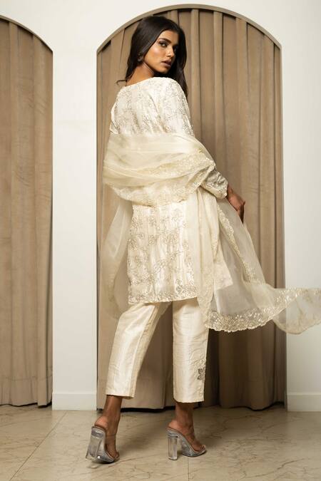 Mehak Sharma Cut Dana Embroidered Kurta Pant Set 