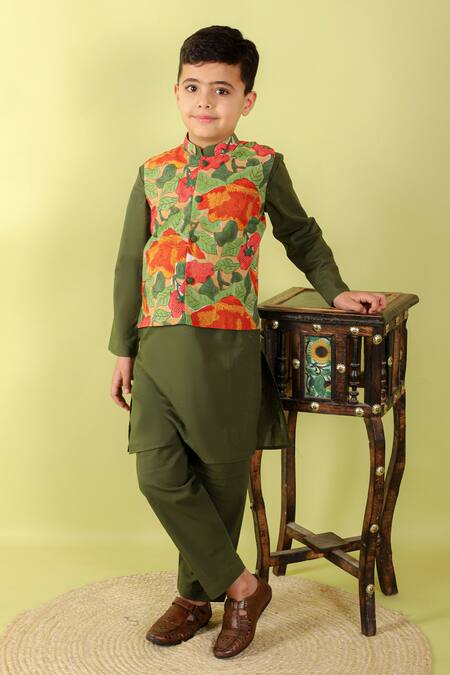 Buy_Kalp_Green Cotton Kevin Floral Print Jacket And Kurta Set _Online_at_Aza_Fashions