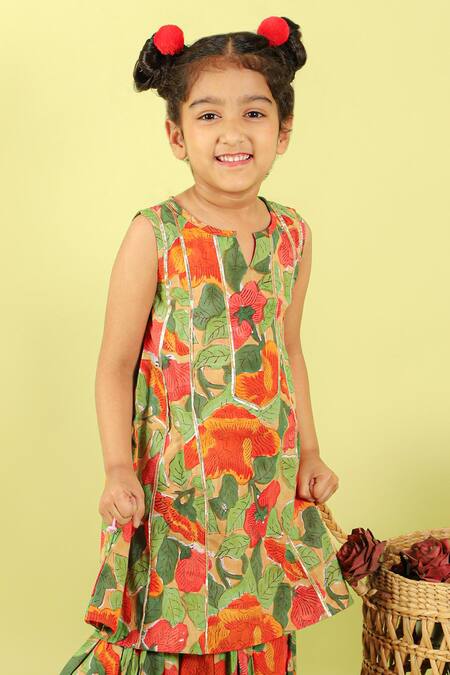 Kalp Green Cotton Lace, Embroidery Jasmine Floral Print Kurta And Sharara Set Online at Aza Fashions Kalp_Green Cotton Lace, Embroidery Jasmine Floral Print Kurta And Sharara Set _Online_at_Aza_Fashions