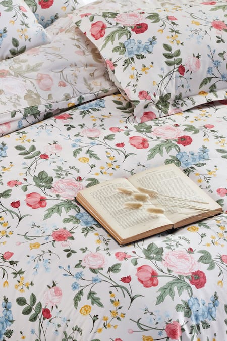Houmn Multi Color 100% Cotton Refuge Floral Print Duvet Cover Online at Aza Fashions Houmn_Multi Color 100% Cotton Refuge Floral Print Duvet Cover_Online_at_Aza_Fashions
