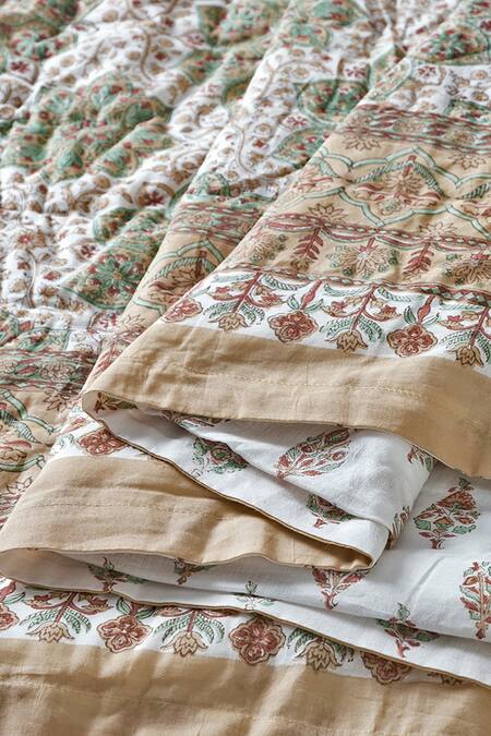 Houmn_Yellow Cotton Hand Block Printed Yasmin Floral Quilt_Online_at_Aza_Fashions