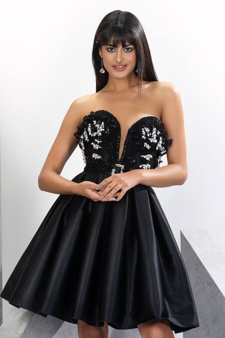 Eli Bitton Black Polyester Sequins Sweetheart Neck Adva Embroidered Corset Dress at Aza Fashions Eli Bitton_Black Polyester Sequins Sweetheart Neck Adva Embroidered Corset Dress _at_Aza_Fashions