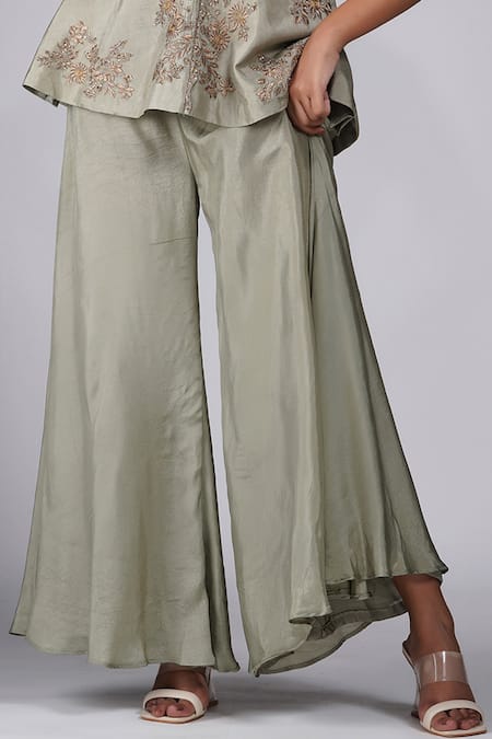 Shop Shruti S Green Silk Embroidery V-neck Peplum Kurta With Sharara Online at Aza Fashions Shop_Shruti S_Green Silk Embroidery V-neck Peplum Kurta With Sharara _Online_at_Aza_Fashions