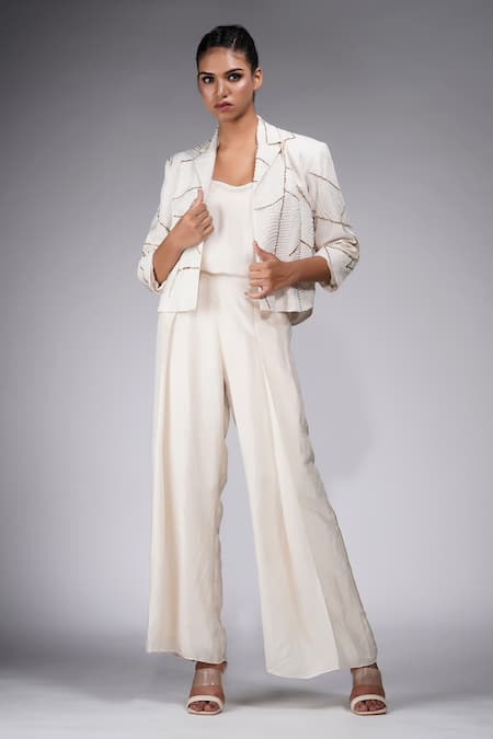 Oyster White Gajji Silk Pant Set Design by Moihno at Pernia's Pop Up Shop  2024