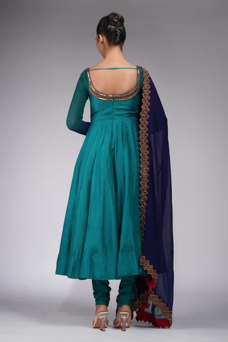 Shop Shruti S Green Silk, Georgette, Chanderi Zari, Sequins, Stones Square Neck Anarkali Set at Aza Fashions Shop_Shruti S_Green Silk, Georgette, Chanderi Zari, Sequins, Stones Square Neck Anarkali Set _at_Aza_Fashions