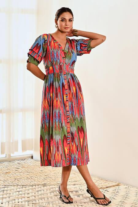 Moontara_Red Cotton V-neck Abstract Print A-line Dress _Online_at_Aza_Fashions