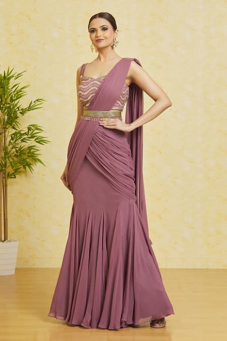 How to drape your saree with a lehenga - silk saree drape - Bridal lehenga  saree drape - YouTube
