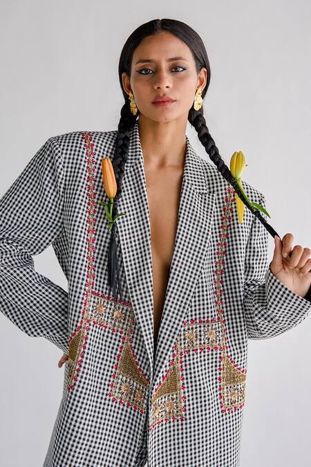 Buy Esha Arora Black Cotton Zari Zardosi Embroidered Oversized Blazer And Pant Set Online at Aza Fashions Buy_Esha Arora_Black Cotton Zari Zardosi Embroidered Oversized Blazer And Pant Set _Online_at_Aza_Fashions