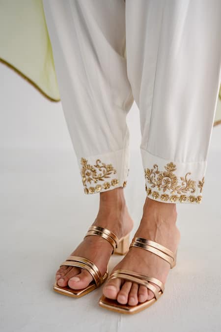 Buy Esha Arora Pink Silk, Cotton Satin, Organza Embroidery Round Neck Floral Zardosi Kurta Set Online at Aza Fashions Buy_Esha Arora_Pink Silk, Cotton Satin, Organza Embroidery Round Neck Floral Zardosi Kurta Set _Online_at_Aza_Fashions