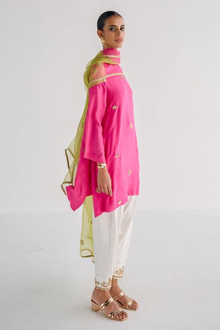 Shop Esha Arora Pink Silk, Cotton Satin, Organza Embroidery Round Neck Floral Zardosi Kurta Set Online at Aza Fashions Shop_Esha Arora_Pink Silk, Cotton Satin, Organza Embroidery Round Neck Floral Zardosi Kurta Set _Online_at_Aza_Fashions