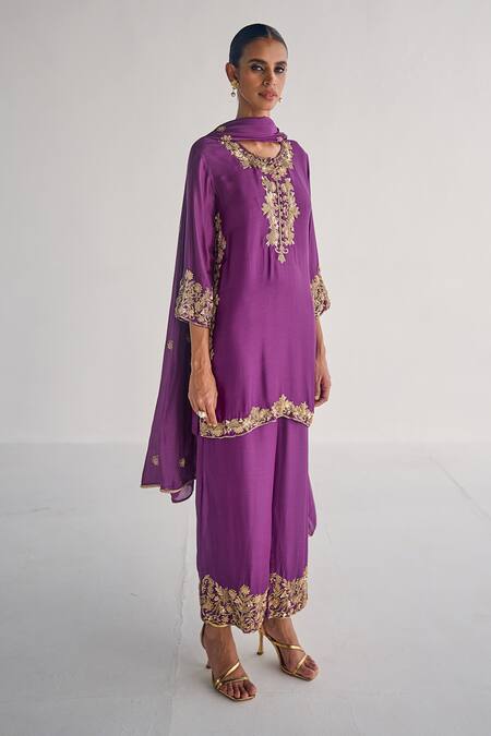 Esha Arora Purple , Silk, Satin Embroidery, Zari Floral Straight Kurta Set Online at Aza Fashions Esha Arora_Purple , Silk, Satin Embroidery, Zari Floral Straight Kurta Set _Online_at_Aza_Fashions