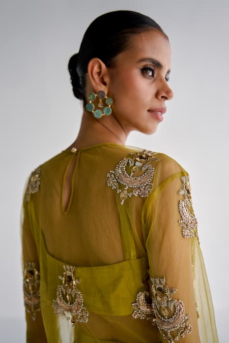 Esha Arora Green Net, Linen, Maheshwari Embroidery, Zari Round Neck Kurta And Pant Set at Aza Fashions Esha Arora_Green Net, Linen, Maheshwari Embroidery, Zari Round Neck Kurta And Pant Set _at_Aza_Fashions