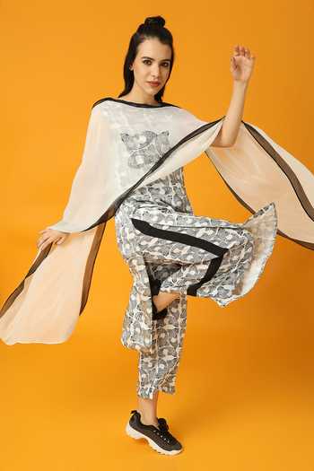 Neha Gursahani_Black Georgette, Viscose Embroidery Round Neck Fish Print Kurta Pant Set _at_Aza_Fashions