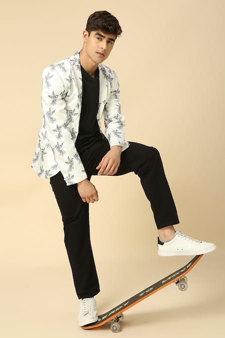 Neha Gursahani White Satin, Linen Bird Print Blazer at Aza Fashions Neha Gursahani_White Satin, Linen Bird Print Blazer _at_Aza_Fashions