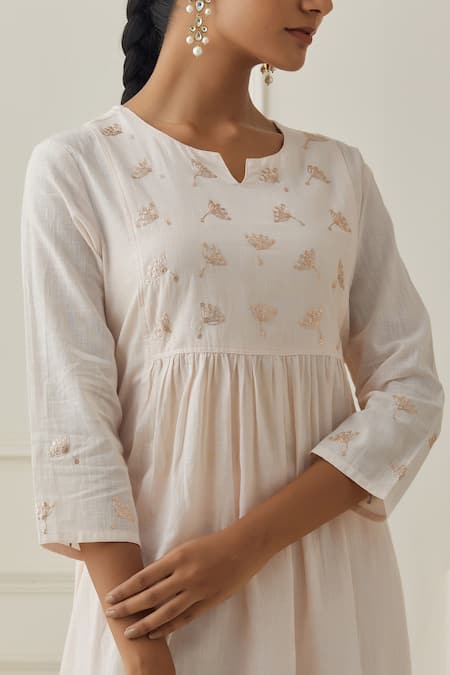 Kamaltaas_Pink Cotton Embroidery, Piping Split V-neck Slub Kurta And Pant Set _Online_at_Aza_Fashions