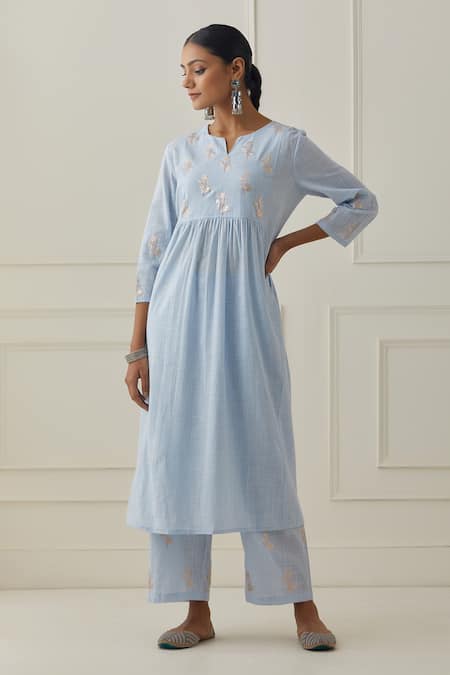 Kamaltaas Blue Cotton Slub Hand Embroidered Pittan Sleeve Kurta And Pant Set  