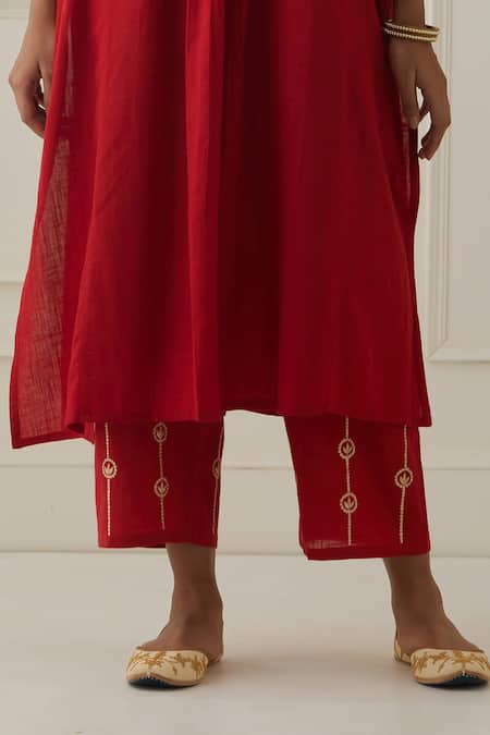Shop_Kamaltaas_Red Cotton Embroidery Split V-neck Sleeve And Yoke Kurta Set _Online_at_Aza_Fashions