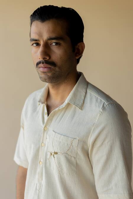 Buy_Nirjara_Off White Handloom Cotton Embellished Bead Kiku Tennis T Shirt_Online_at_Aza_Fashions