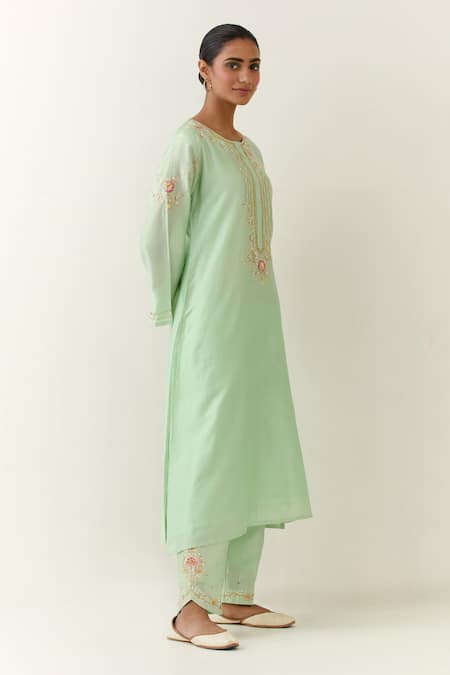 Buy Anantaa By Roohi Green Silk, Chanderi Embroidery Round Neck Kurta Palazzo Set Buy_Anantaa By Roohi_Green Silk, Chanderi Embroidery Round Neck Kurta Palazzo Set