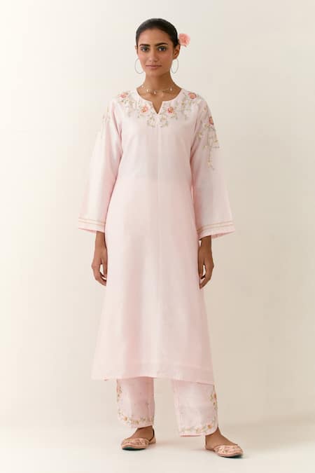 Anantaa by Roohi Silk Chanderi Notched Neck Kurta 