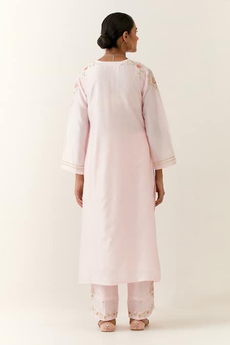 Anantaa By Roohi Silk Chanderi Notched Neck Kurta 