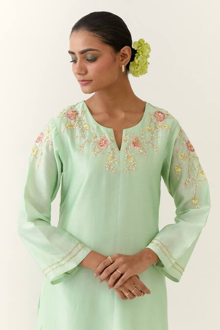 Shop_Anantaa By Roohi_Green Silk, Chanderi Embroidery Split V-neck Kurta _Online_at_Aza_Fashions