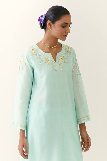 Shop_Anantaa By Roohi_Blue Silk, Chanderi Embroidery Split V-neck Full Sleeve Kurta _Online_at_Aza_Fashions