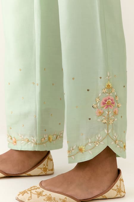 Buy_Anantaa By Roohi_Green Silk, Chanderi Embroidery V-neck Gathered Kurta Palazzo Set _Online_at_Aza_Fashions