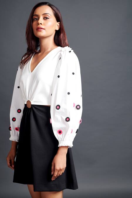 Deepika Arora White Cotton Embroidery V-neck Flower Cut Work Sleeve Dress Online at Aza Fashions Deepika Arora_White Cotton Embroidery V-neck Flower Cut Work Sleeve Dress_Online_at_Aza_Fashions