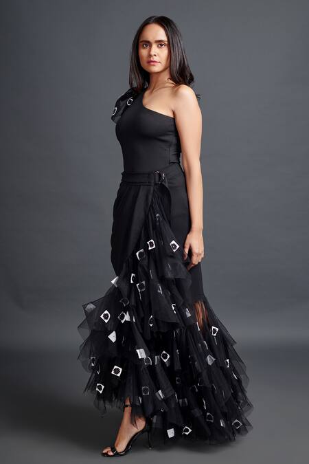 Deepika Arora Black Net Embroidery Asymmetric One Shoulder Bodysuit With Frilled Skirt at Aza Fashions Deepika Arora_Black Net Embroidery Asymmetric One Shoulder Bodysuit With Frilled Skirt_at_Aza_Fashions
