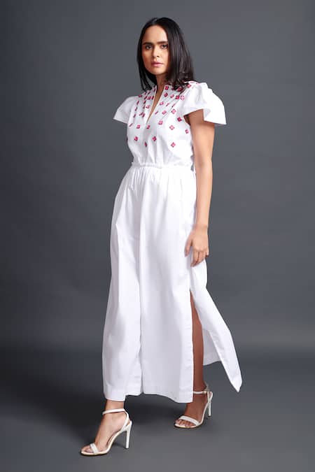 Buy Deepika Arora White Cotton Applique Split V-neck Geometric Embroidered Jumpsuit Online at Aza Fashions Buy_Deepika Arora_White Cotton Applique Split V-neck Geometric Embroidered Jumpsuit_Online_at_Aza_Fashions