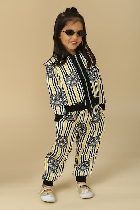 Neha Gursahani Tiger Print Jacket With Jogger Pant 