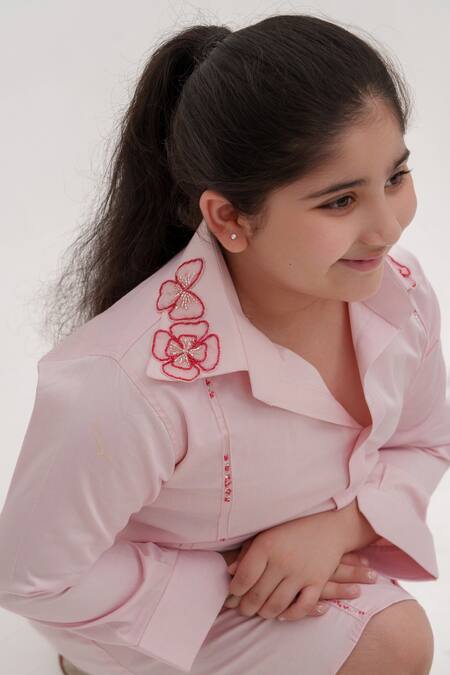 Darleen Kids Couture Pink Cotton Embroidery Floret Collar Dress Online at Aza Fashions Darleen Kids Couture_Pink Cotton Embroidery Floret Collar Dress _Online_at_Aza_Fashions