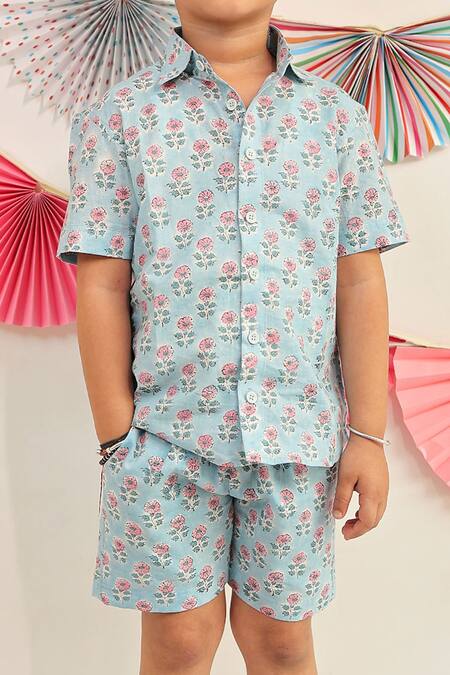 Tiny Colour Blue Cotton Floral Print Shirt And Shorts Set Online at Aza Fashions Tiny Colour_Blue Cotton Floral Print Shirt And Shorts Set _Online_at_Aza_Fashions