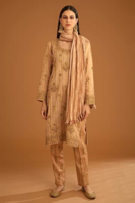 Shyam Narayan Prasad Pink Chanderi, Tissue Embroidery Round Neck Dori And Thread Kurta Set 