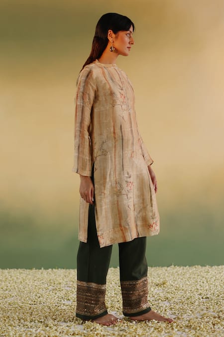 Shop Taisha Yellow Linen, Silk, Cotton Embroidery Straight Floral Pattern Kurta With Pant Online at Aza Fashions Shop_Taisha_Yellow Linen, Silk, Cotton Embroidery Straight Floral Pattern Kurta With Pant _Online_at_Aza_Fashions