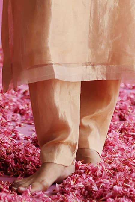 Shop_Taisha_Gold Chanderi Silk, Silk, Tissue V-neck Sudha Banarasi Kurta With Pant _Online_at_Aza_Fashions