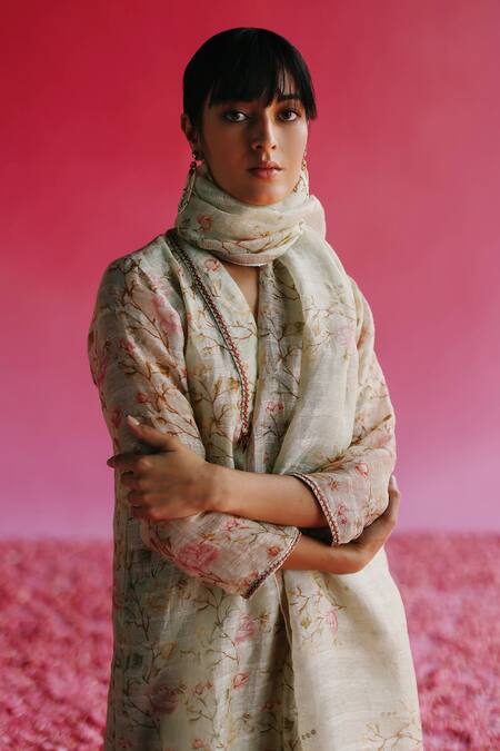Taisha_Green Pure Handloom Sequin Weave Fabric Floral Gulbag Dupatta_Online_at_Aza_Fashions