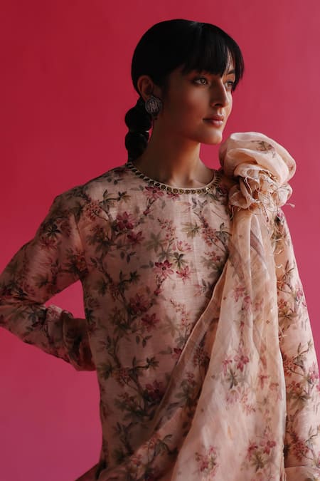 Shop_Taisha_Pink Handloom Cotton Embroidery Aacho Woven Dupatta _Online_at_Aza_Fashions